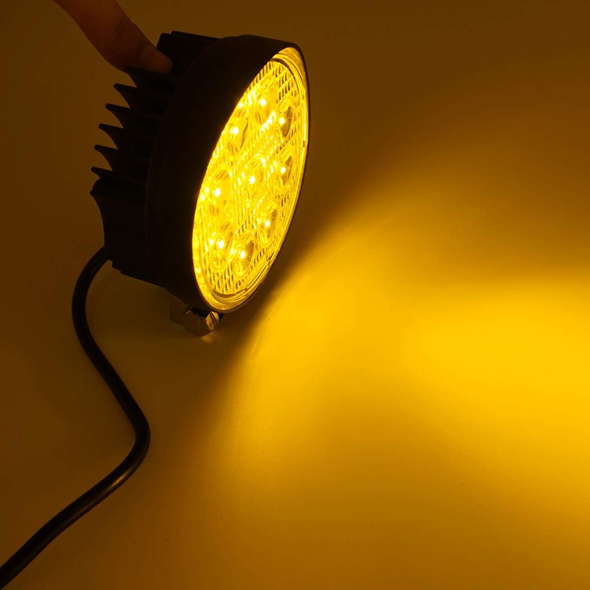 27W Spot Amber Yellow Round Work LED Light Fog Offroad Off Road Lights Driving Lamp Waterproof for Hunting Pickup UTV Truck Car Boat SUV Boat 4WD ATV 12V 24V 4x4 Tractor Motorcycle（2pcs）