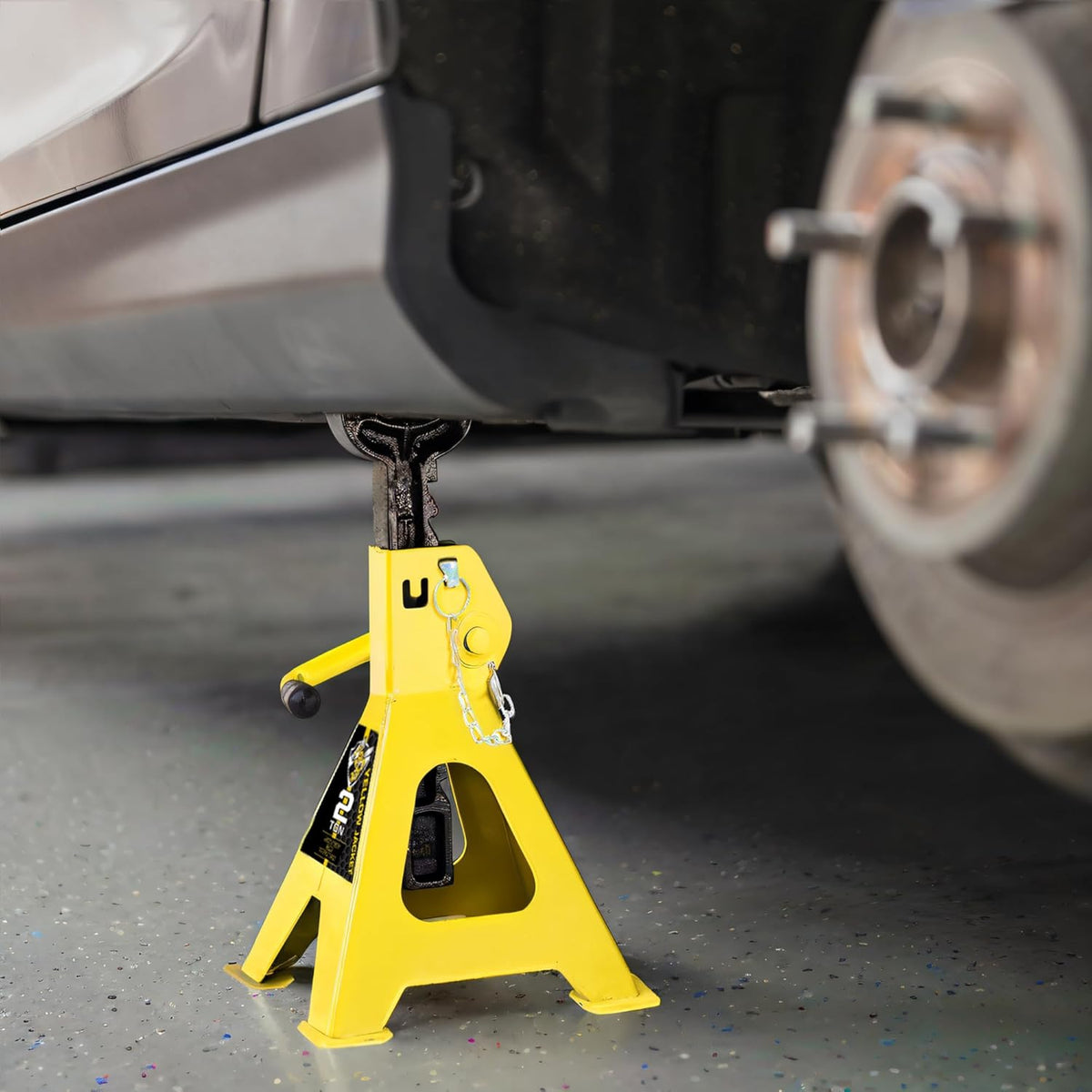 YELLOW JACKET 2 Ton Jack Stands with Double Locking and Large Foot Base for Lifting Car, Heavy Duty Steel, 4,400 lb Capacity, Yellow, 1 Pair