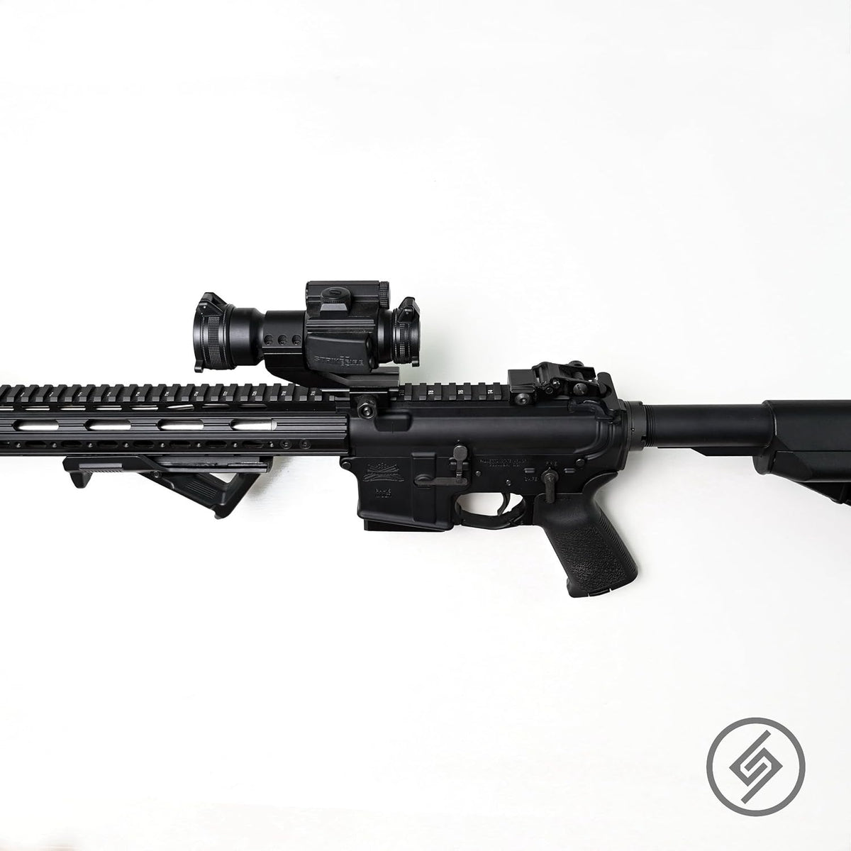 Spartan Mounts Locking .223/5.56 Rifle Mount Wall Display | Low Profile Floating Design Vertical and Horizontal Mounting Solution | Gun Room Safe Storage Organzation | Made in USA