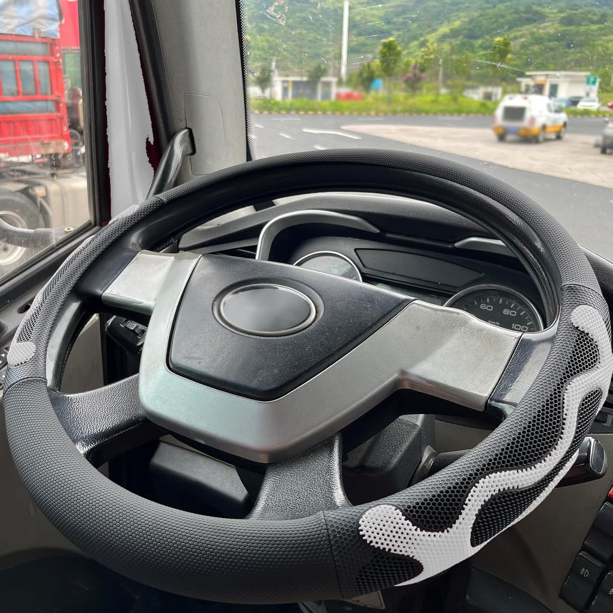 PINCTROT XL Size 17.5-18 Inch Comfy Grip Steering Wheel Cover for Semi Truck, Fits RV, Big Rig Trucker, 18 Wheeler and Classic Cars, Anti-Slip Design 17.5-18 Inch(Silicone White)