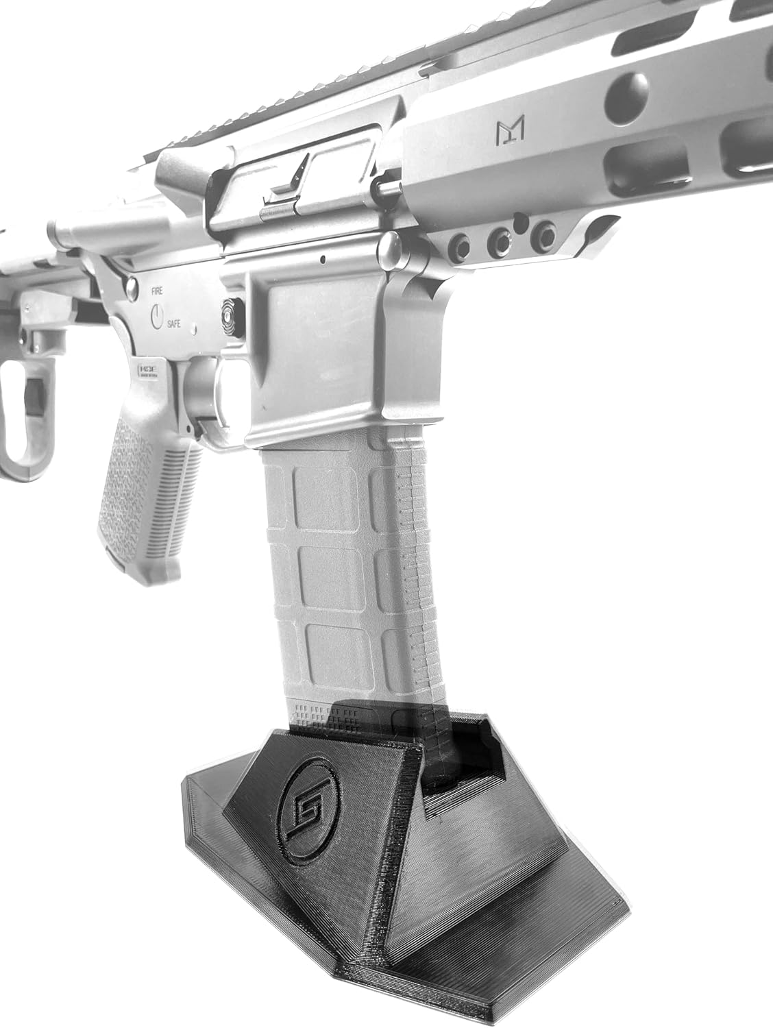 Spartan Mounts Locking .223/5.56 Rifle Mount Wall Display | Low Profile Floating Design Vertical and Horizontal Mounting Solution | Gun Room Safe Storage Organzation | Made in USA