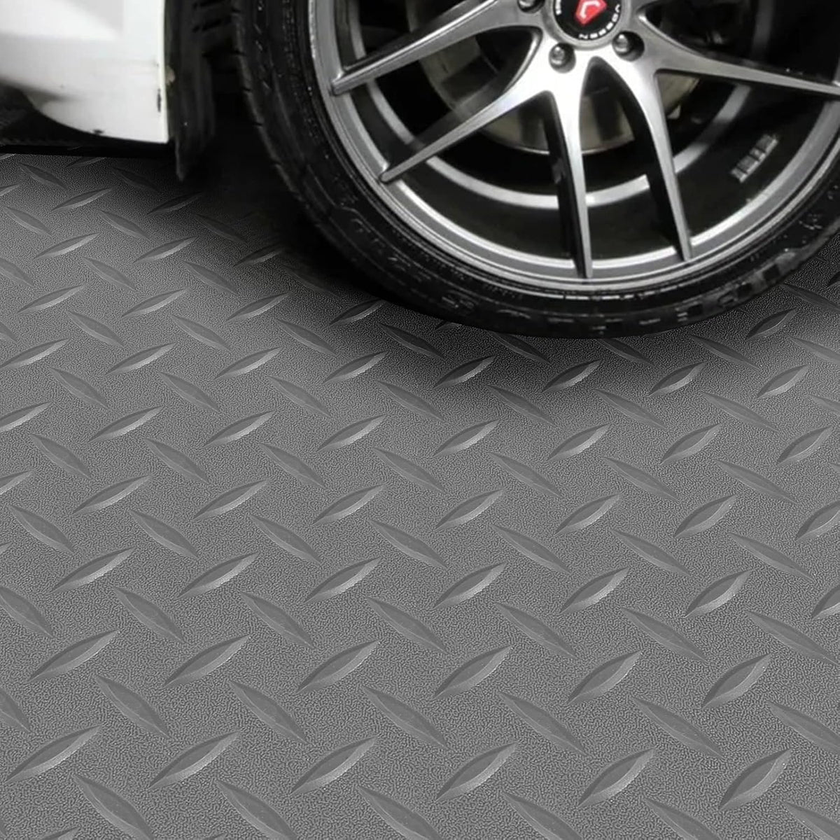 Boshen 7.5Ft x 17Ft Rubber Flooring Mats 2.9mm Thickened Diamond Plate Flooring Roll 127.5sqft Rubber Trailer Garage Floor Mats Non-Slip Floor Protector Mat for Garage Warehouse Gym Basement-Gray